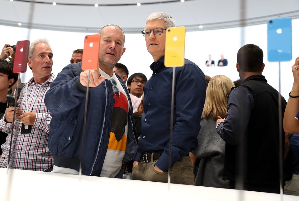 9 lý do iPhone XR "ăn đứt" bộ đôi iPhone XS (ảnh 10) 9 lý do iPhone XR "ăn đứt" bộ đôi iPhone XS (ảnh 10)