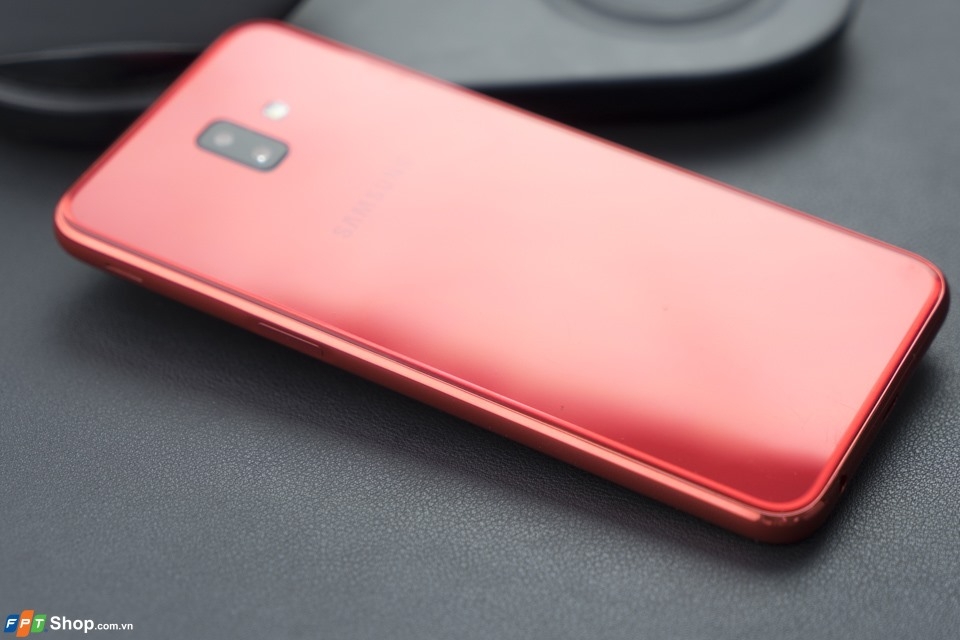 5 smartphone bán chạy nhất FPT Shop tuần cuối tháng 10 2