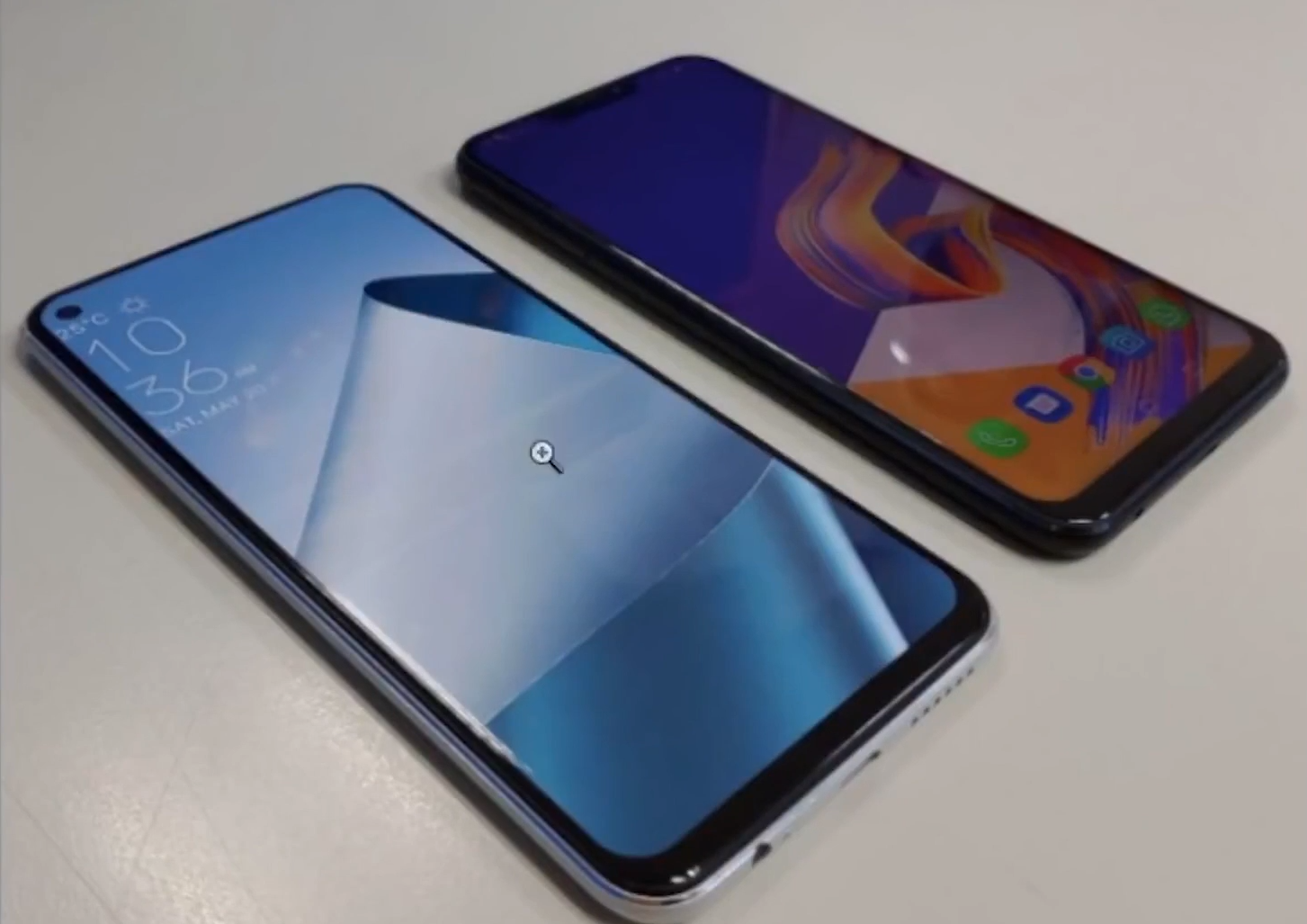 Ảnh nguyên mẫu ZenFone 6 (ảnh 1) Ảnh nguyên mẫu ZenFone 6 (ảnh 1)