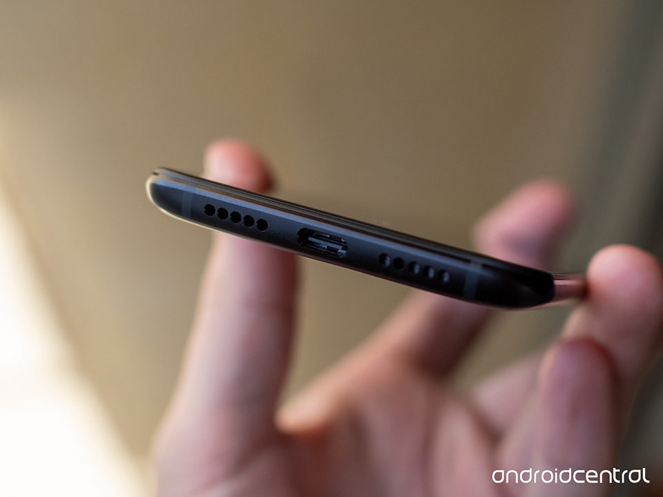 Mọi thông tin bạn cần biết về OnePlus 6T (ảnh 4) Mọi thông tin bạn cần biết về OnePlus 6T (ảnh 4)