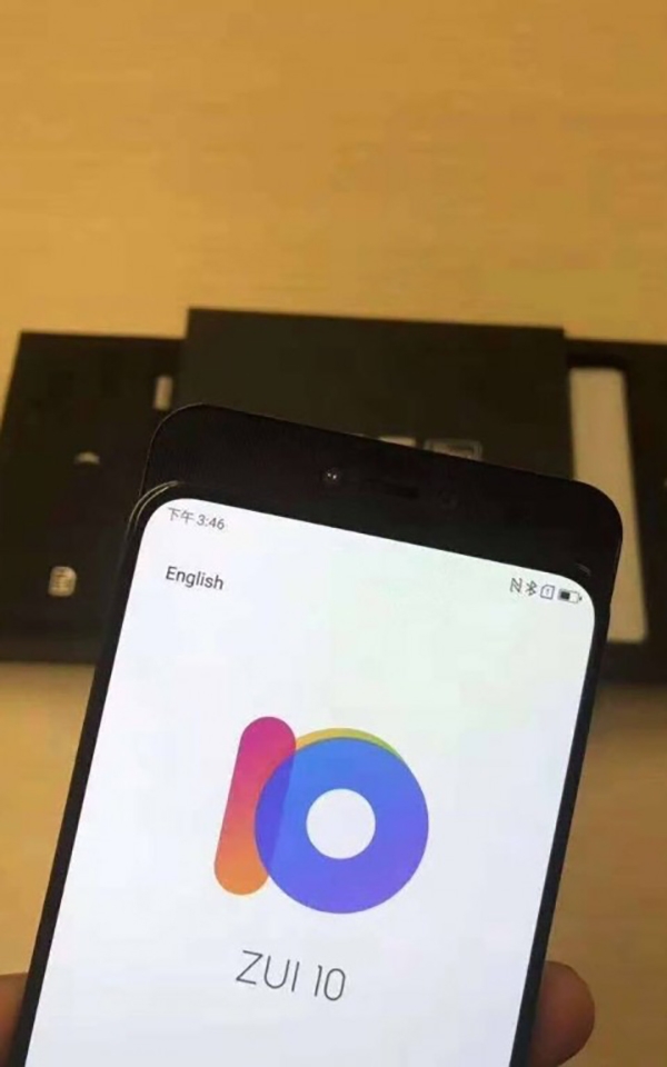 Lenovo Z5 Pro lộ ảnh thực tế (ảnh 3) Lenovo Z5 Pro lộ ảnh thực tế (ảnh 3)