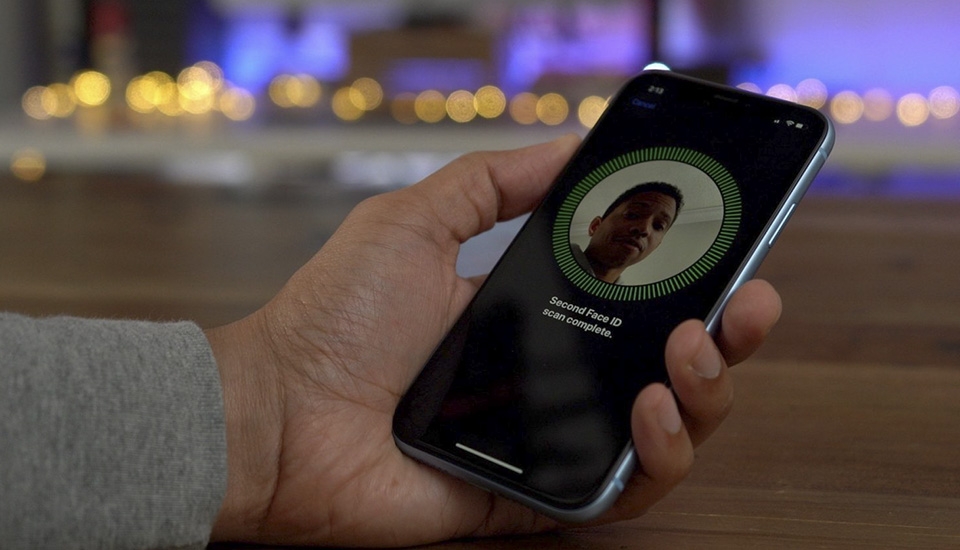 Face ID iPhone 2019