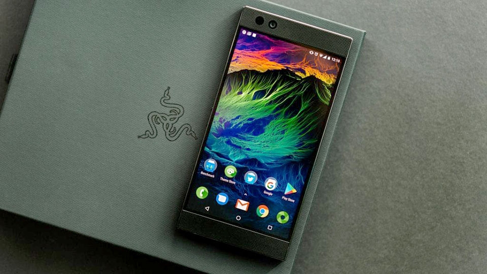 7 smartphone từ năm 2017 vẫn rất đáng mua