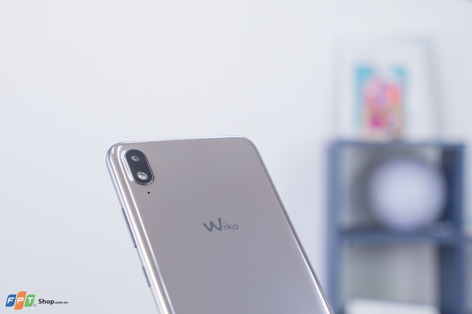 Trên tay Wiko View 2 Go 07