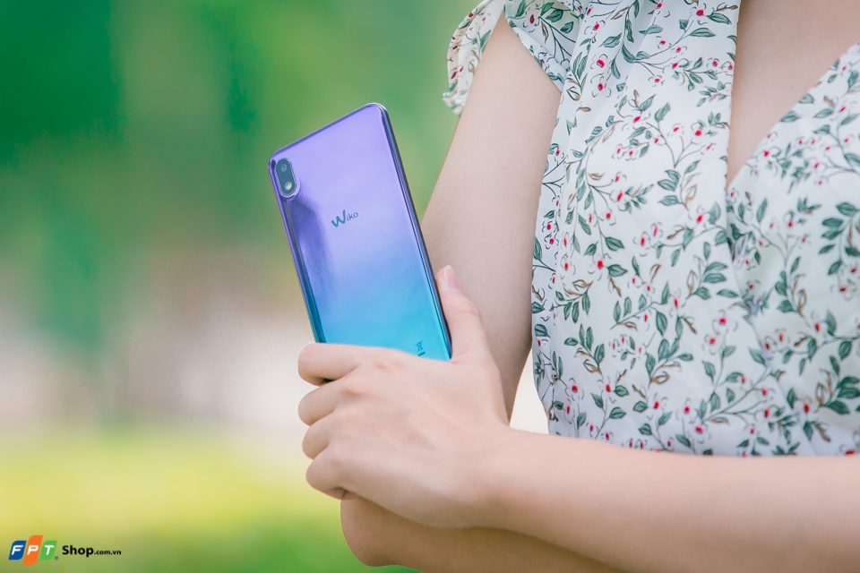 Trên tay Wiko View 2 Go 10