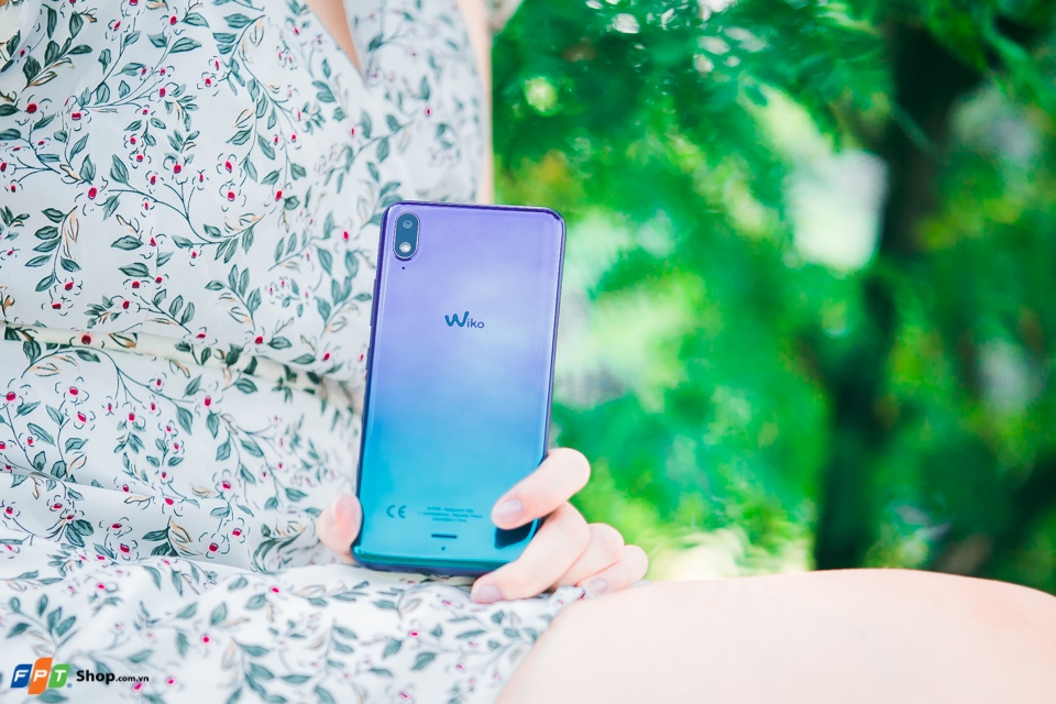 Trên tay Wiko View 2 Go 13