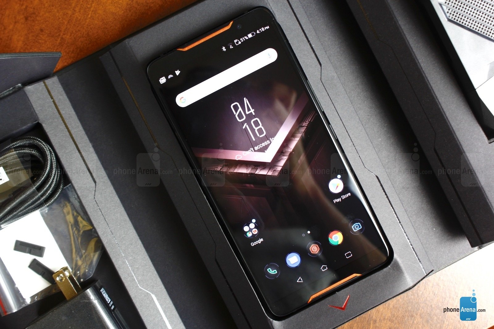 Mở hộp và trên tay smartphone gaming Asus ROG Phone