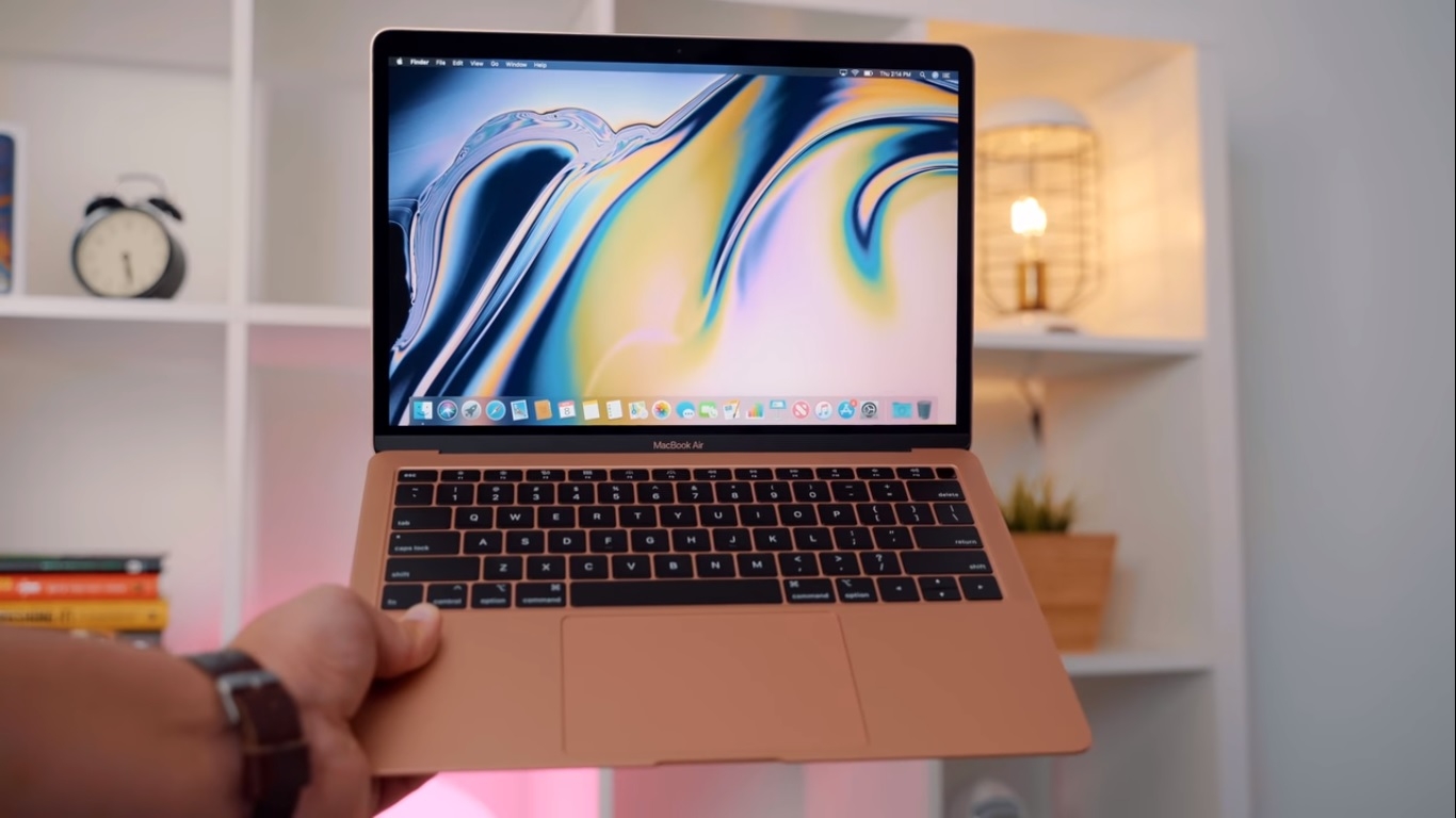 Mở hộp và trên tay MacBook Air 2018: Siêu mỏng, nhẹ và có Touch ID