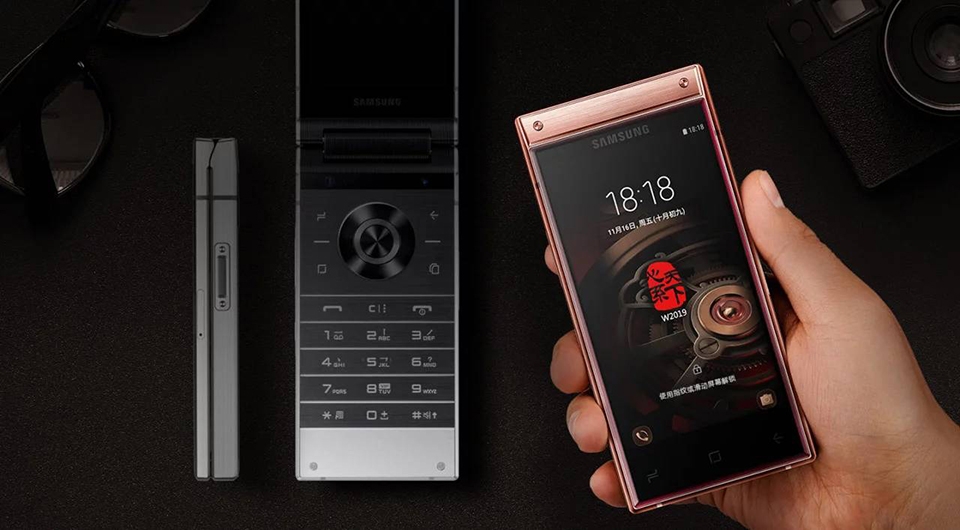 Samsung W2019 ra mắt (ảnh 2) Samsung W2019 ra mắt (ảnh 2)