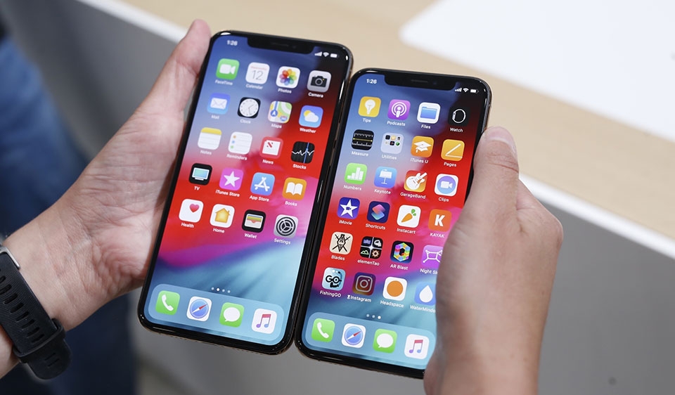 Bạn có nên mua iPhone XS Max hay không?