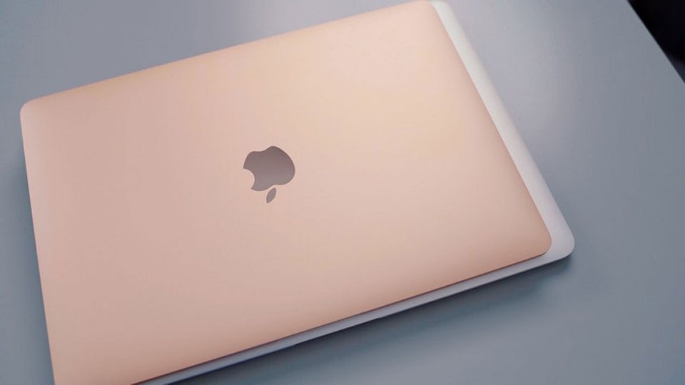 MacBook Air 2018 với MacBook Air cũ