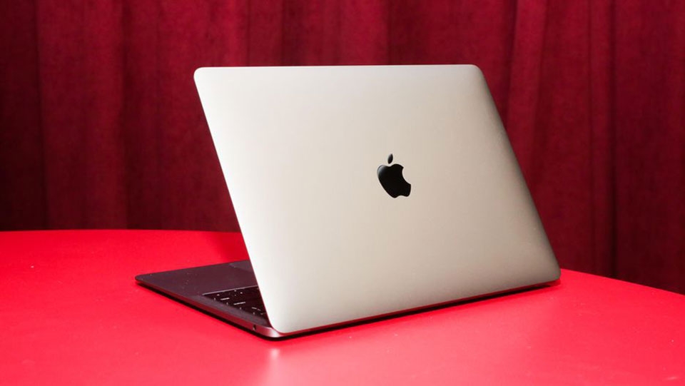 MacBook Air 2018 so với MacBook Air 2017