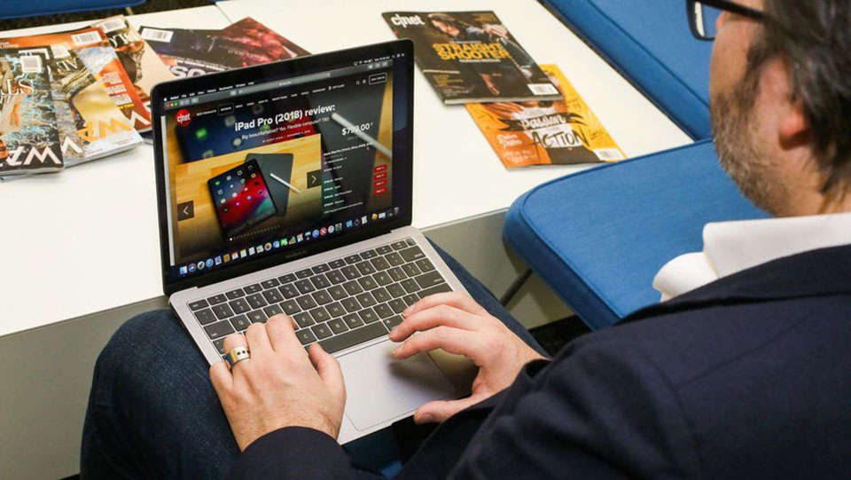 MacBook Air 2018 so với MacBook Air 2017