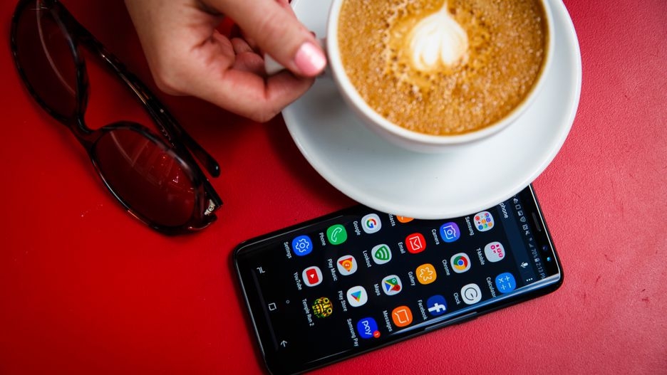 Dòng điện thoại Galaxy S thay đổi thế nào trong 8 năm qua 9