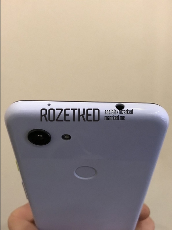 Google Pixel 3 Lite lộ nhiều ảnh thực tế trên tay người dùng