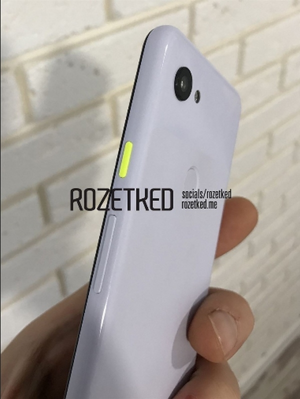 Google Pixel 3 Lite lộ nhiều ảnh thực tế trên tay người dùng