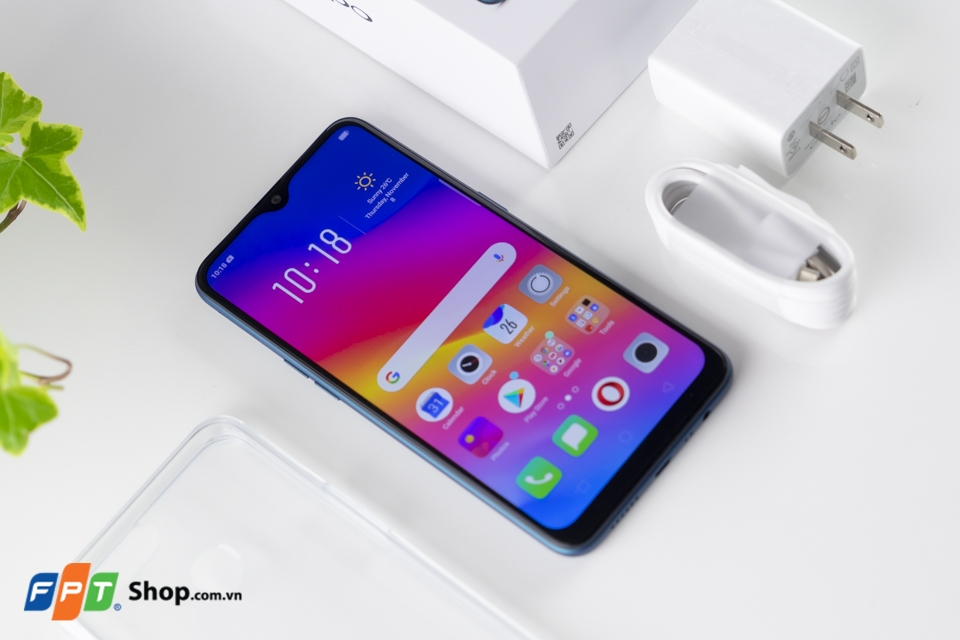 Thích giải trí nhưng ghét tai thỏ, OPPO A7 là lựa chọn của bạn! (ảnh 5) Thích giải trí nhưng ghét tai thỏ, OPPO A7 là lựa chọn của bạn! (ảnh 5)