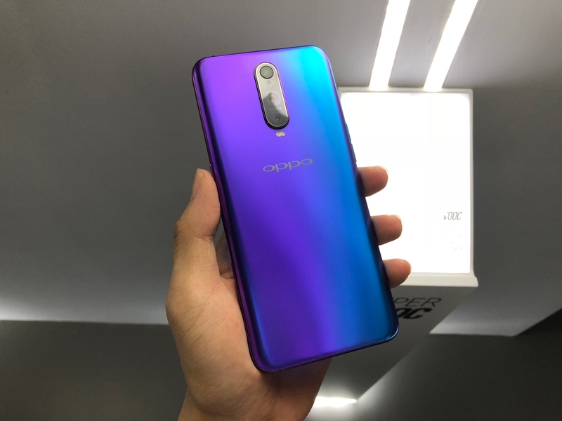OPPO R17 Pro OPPO R17 Pro