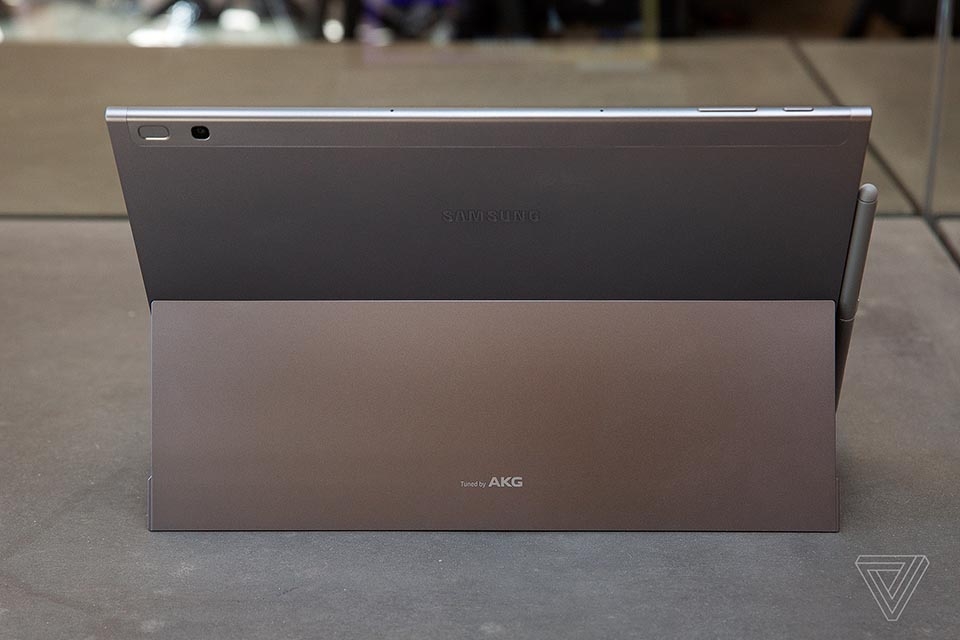 Đánh giá Galaxy Book 2 (ảnh 2)