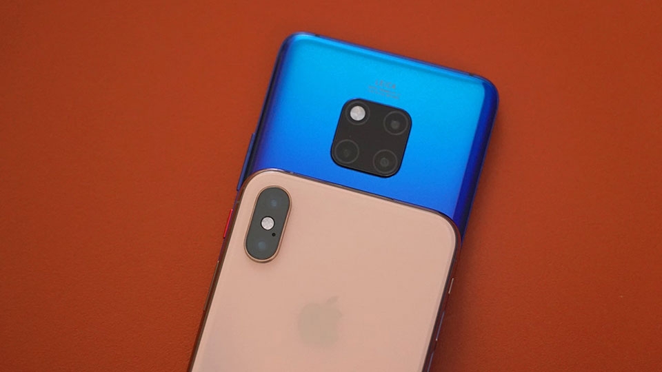 Mate 20 Pro vs iPhone XS Mate 20 Pro vs iPhone XS