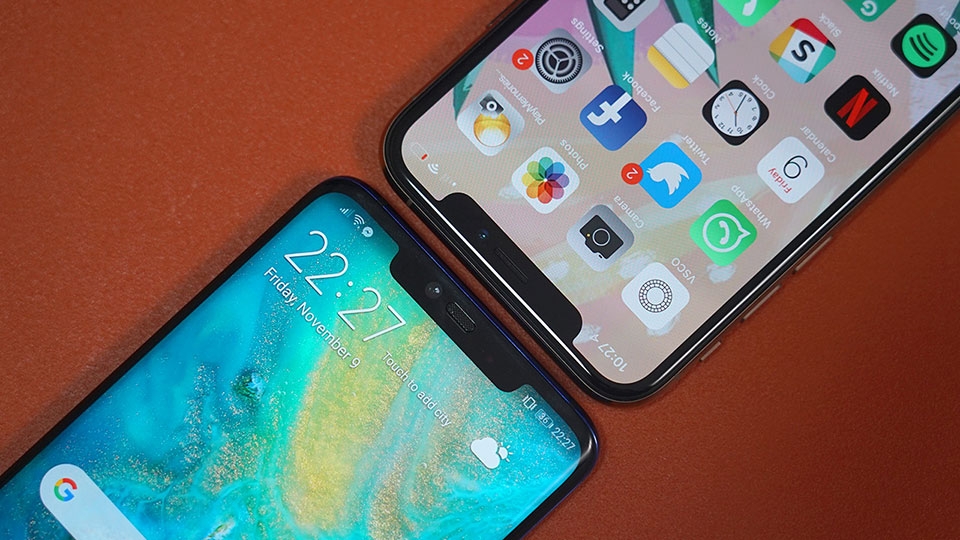 Mate 20 Pro vs iPhone XS Mate 20 Pro vs iPhone XS