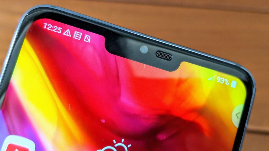 13 smartphone “tai thỏ” cao cấp nổi bật nhất 2018 8