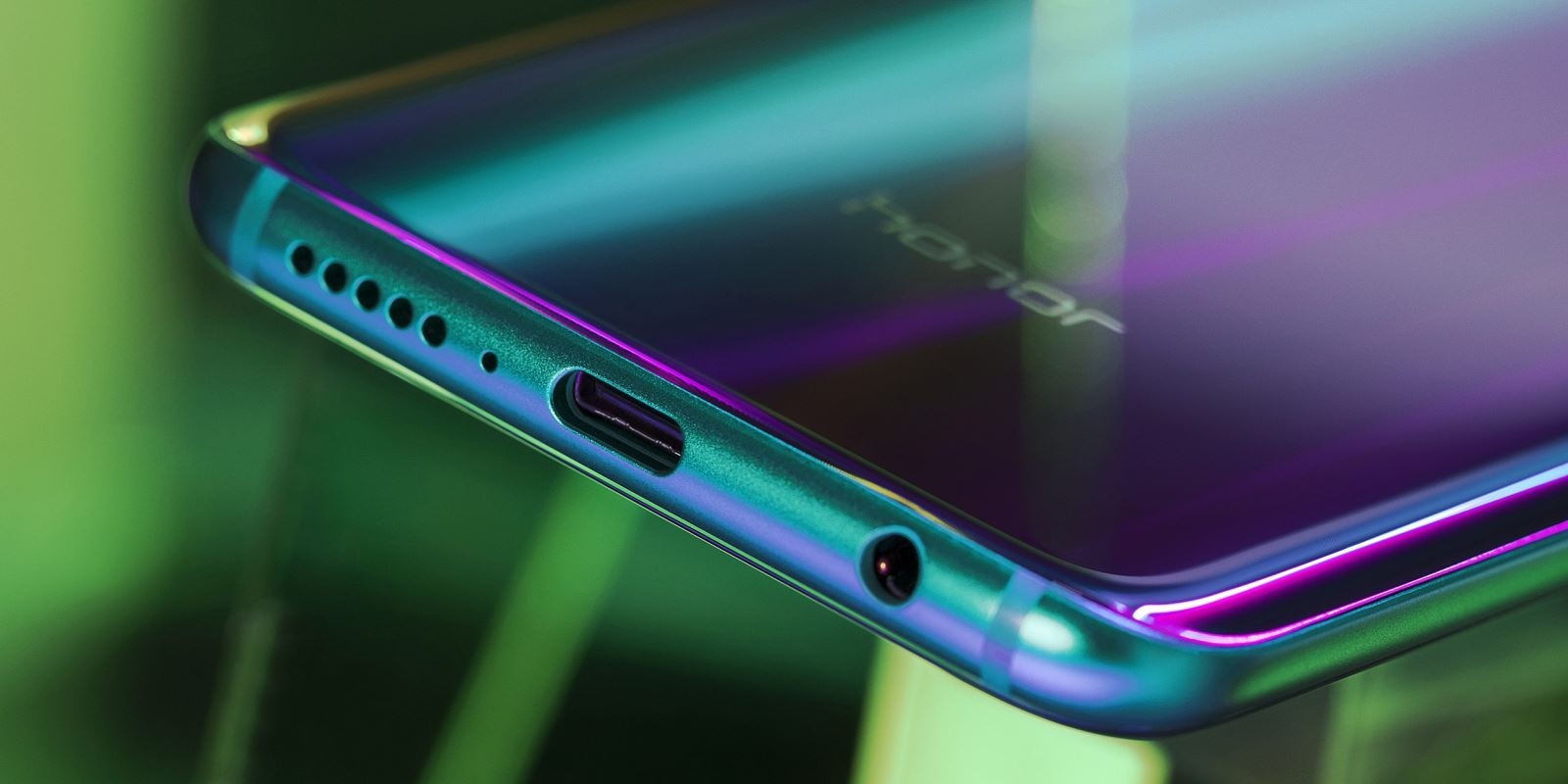 Huawei đang thử nghiệm hệ điều hành mới của Google trên Honor Play Huawei đang thử nghiệm hệ điều hành mới của Google trên Honor Play