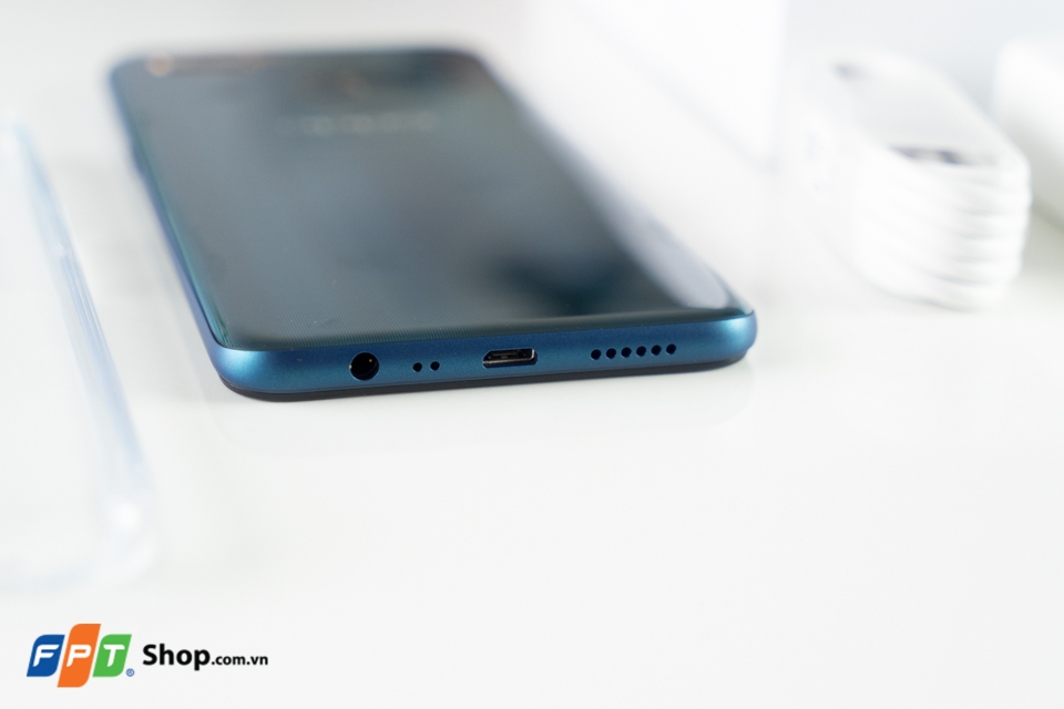 OPPO A7: Vẻ ngoài thời trang kết hợp khả năng giải trí đa phương tiện! (ảnh 6) OPPO A7: Vẻ ngoài thời trang kết hợp khả năng giải trí đa phương tiện! (ảnh 6)