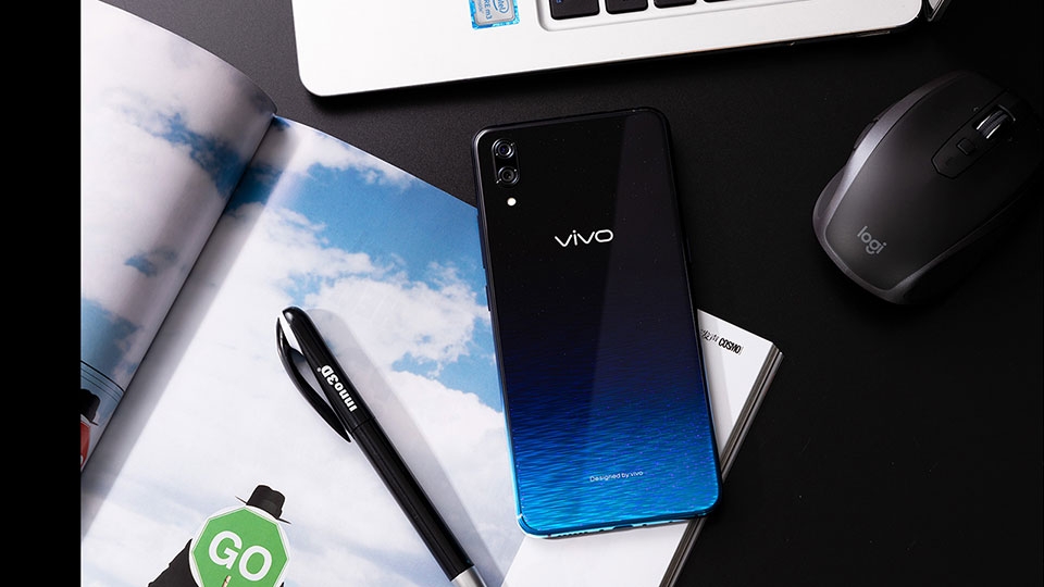 Vivo X23 Symphony Edition