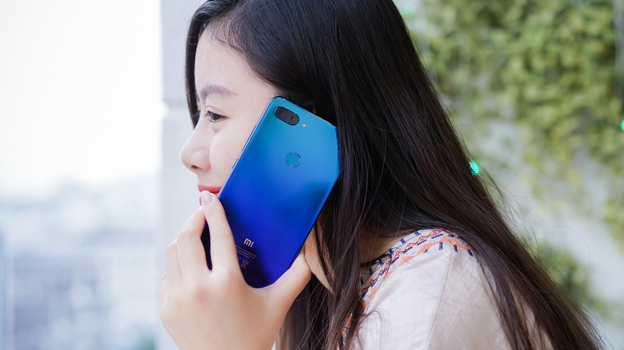 Xiaomi Mi 8 Lite 128GB: Thỏa mãn mọi nhu cầu với ngân sách hợp lý! (ảnh 2) Xiaomi Mi 8 Lite 128GB: Thỏa mãn mọi nhu cầu với ngân sách hợp lý! (ảnh 2)
