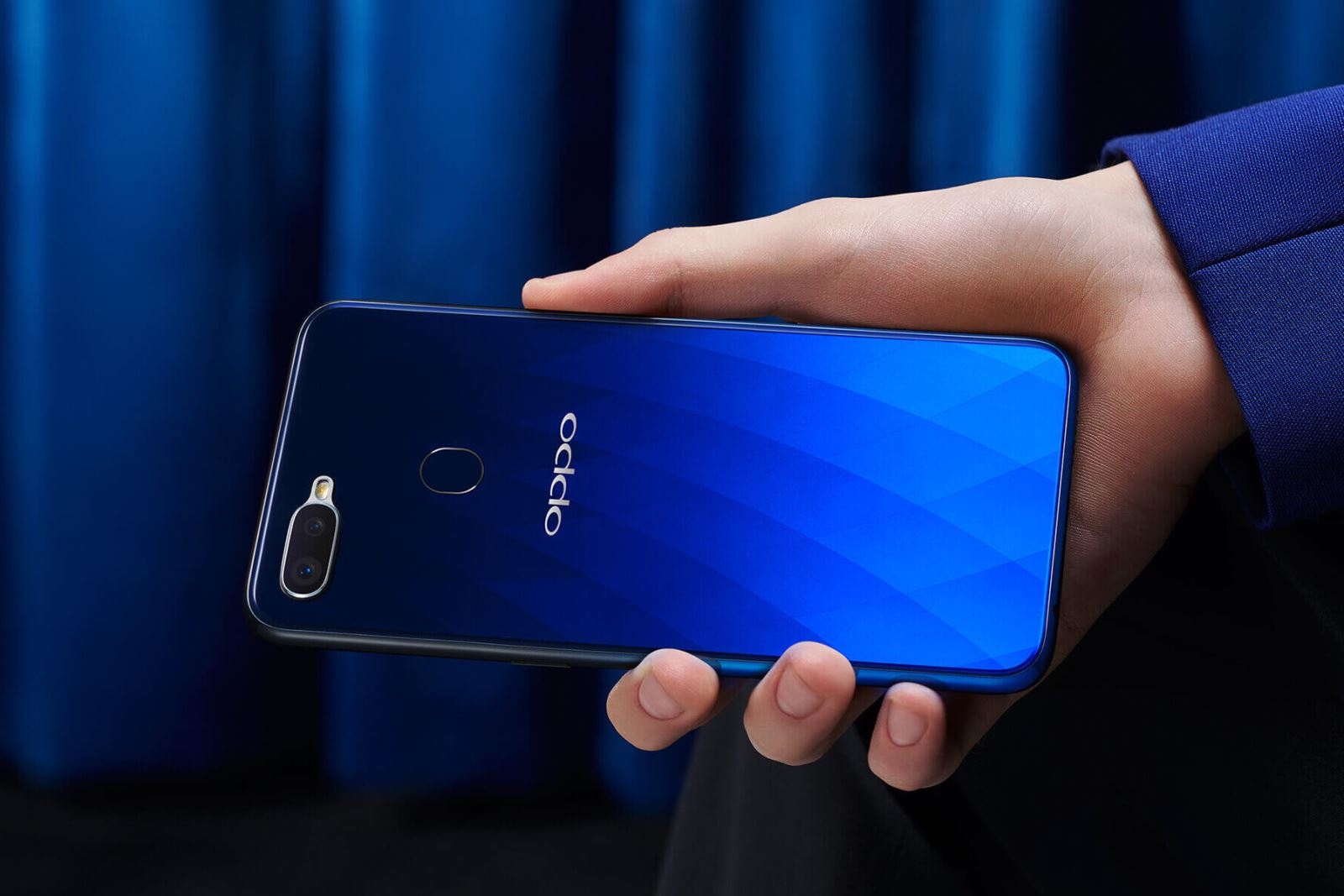 5 smartphone bán chạy nhất FPT Shop tuần cuối tháng 11 5