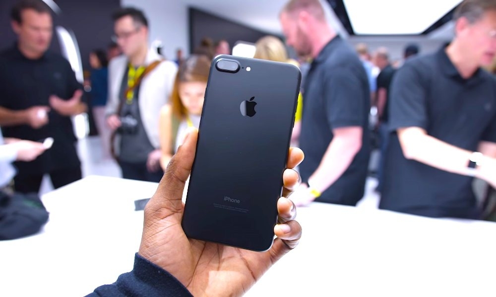 Tại sao nên mua iPhone 7 Plus thay vì iPhone XR? 1