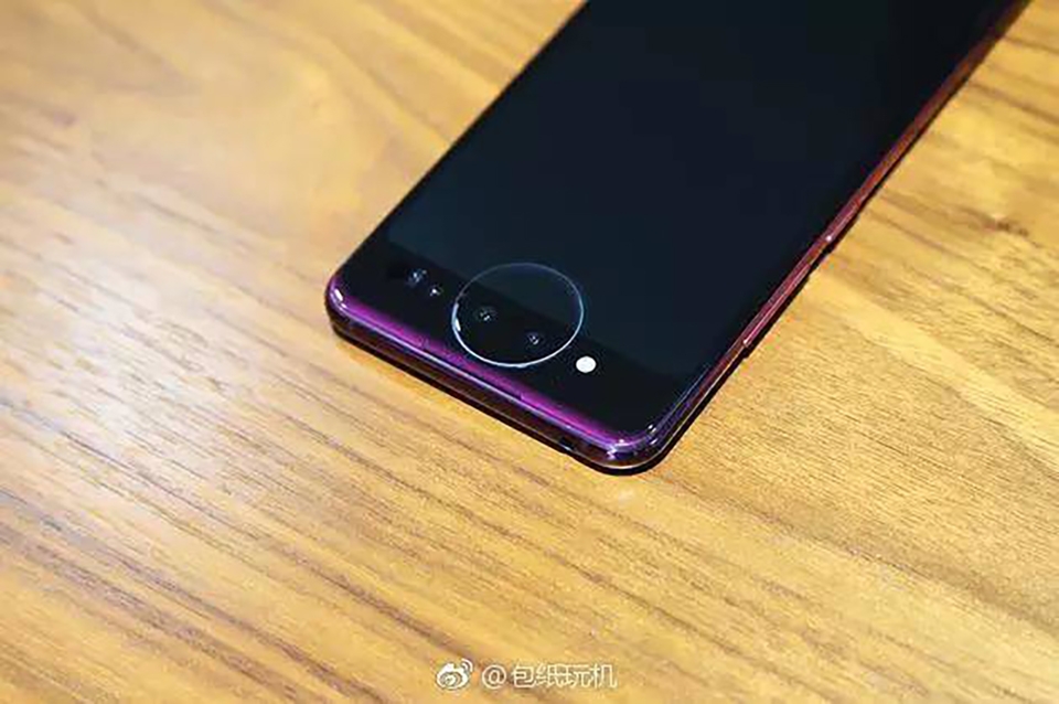 Vivo NEX 2 lộ ảnh thực tế (ảnh 3) Vivo NEX 2 lộ ảnh thực tế (ảnh 3)