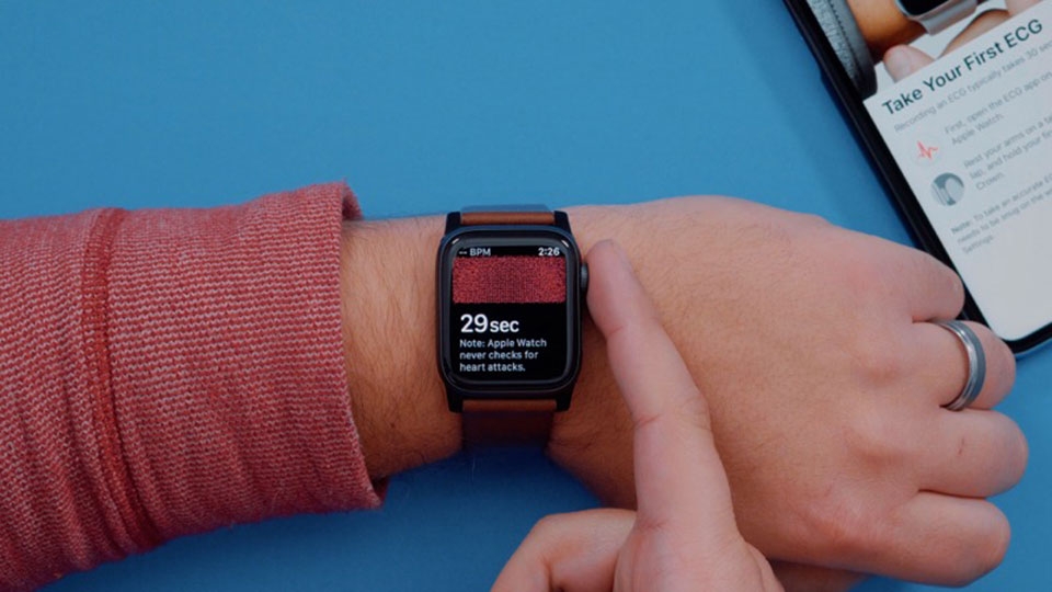 Trải nghiệm tính năng ECG trên Apple Watch Series 4