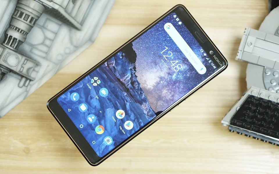 Nokia 7 Plus Nokia 7 Plus