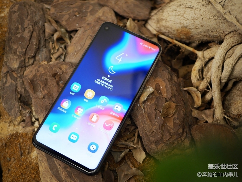 Galaxy A8s Galaxy A8s