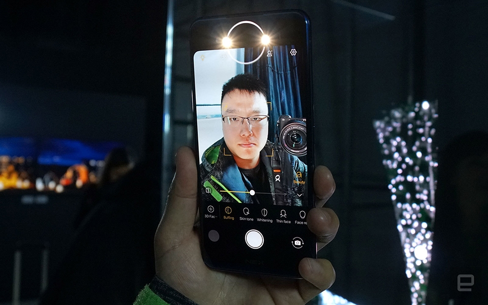 Thông tin bạn cần biết về Vivo NEX Dual Display (ảnh 5) Thông tin bạn cần biết về Vivo NEX Dual Display (ảnh 5)