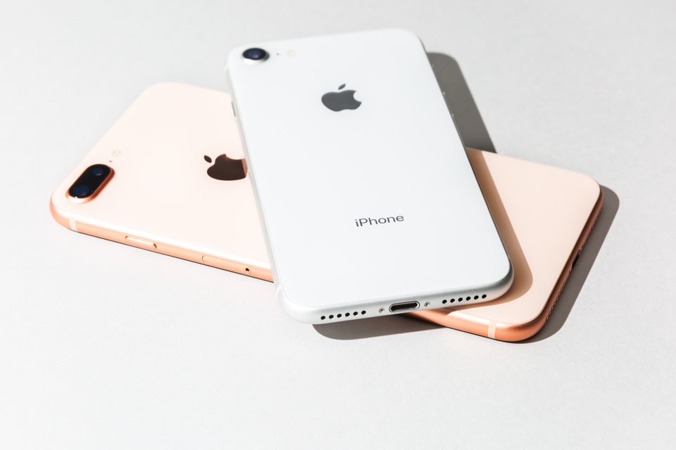 Lý do nên chọn mua iPhone 8 và 8 Plus thay vì iPhone X (ảnh 1) Lý do nên chọn mua iPhone 8 và 8 Plus thay vì iPhone X (ảnh 1)