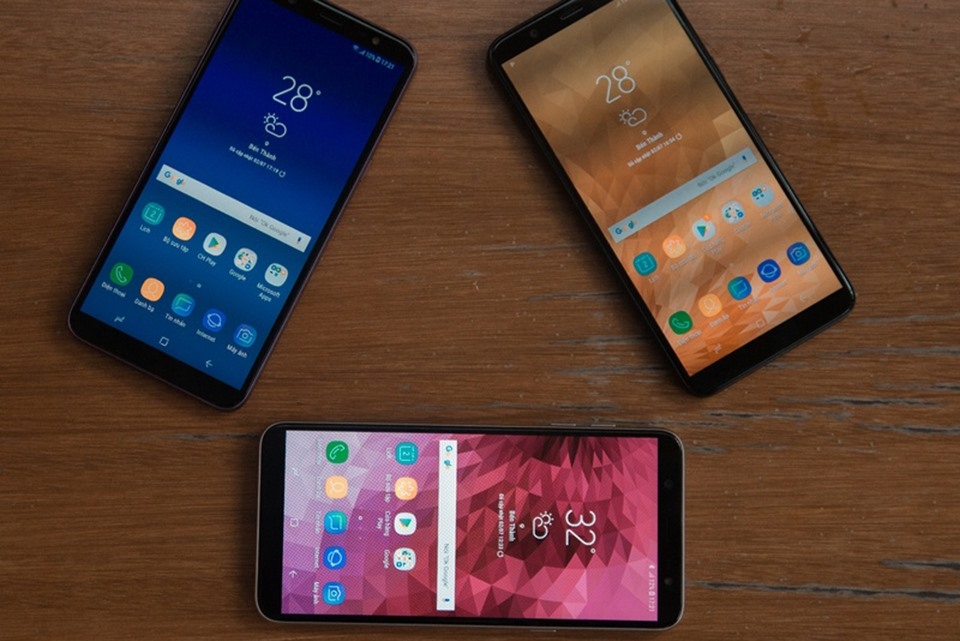 Galaxy J8