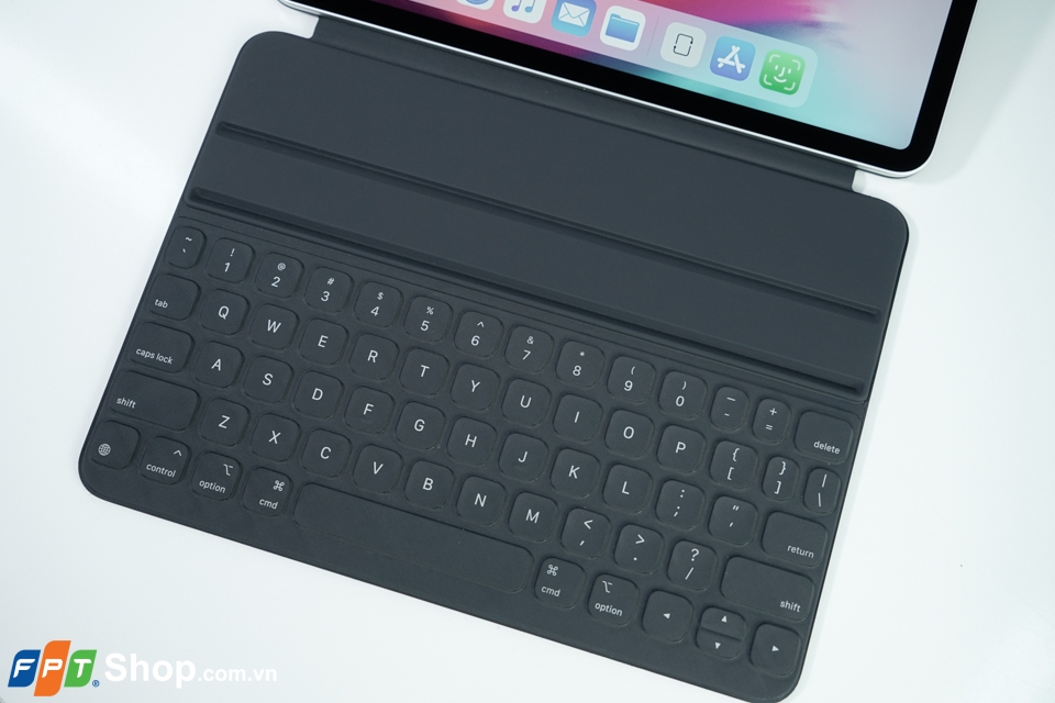 Trên tay iPad Pro 11 09