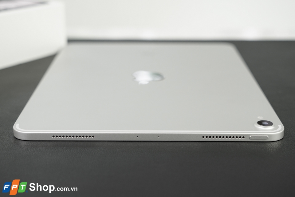 Trên tay iPad Pro 11 05