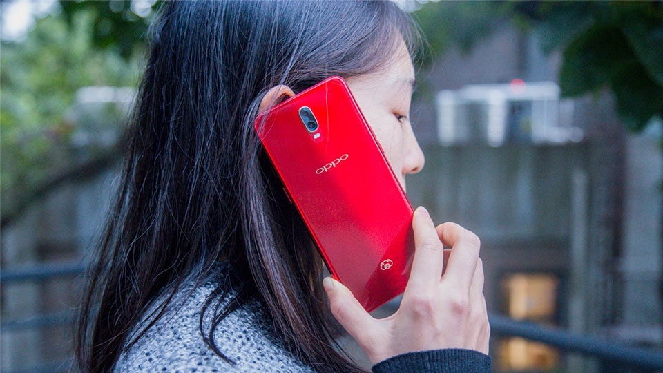 OPPO R17 và R17 Pro New Year's Edition