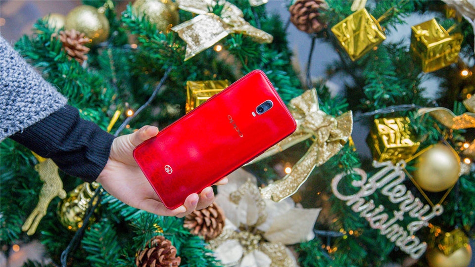 OPPO R17 và R17 Pro New Year's Edition OPPO R17 và R17 Pro New Year's Edition