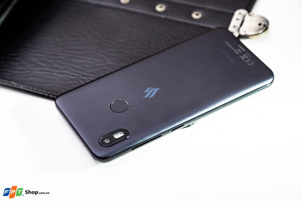 Mở hộp Vsmart Joy 1 07