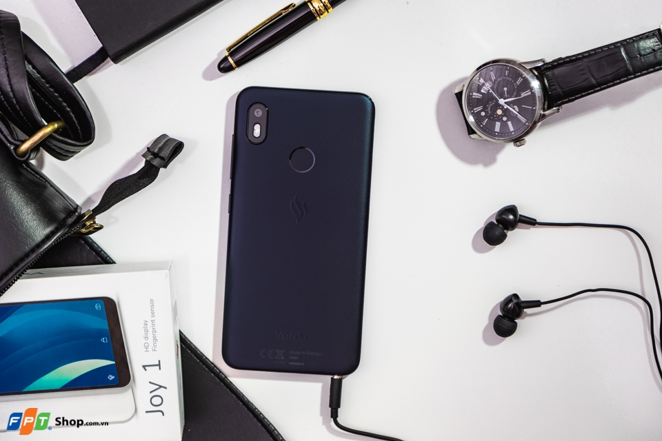 Mở hộp Vsmart Joy 1 04