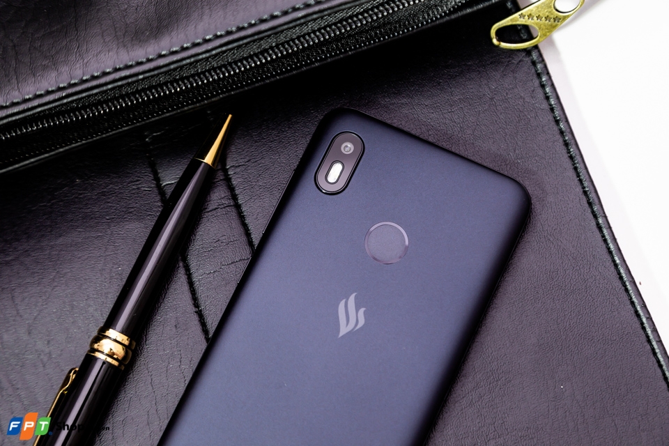 Mở hộp Vsmart Joy 1 05
