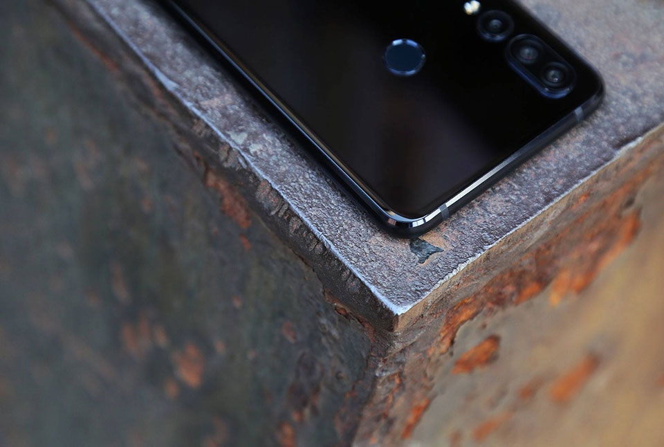 Lenovo Z5s Lenovo Z5s