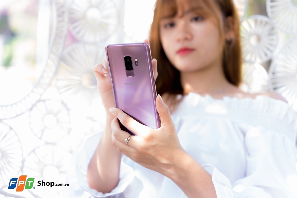 Galaxy S9 và Galaxy S9 +