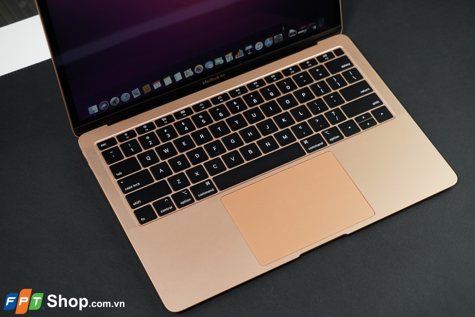 đánh giá macbook air 2018 07
