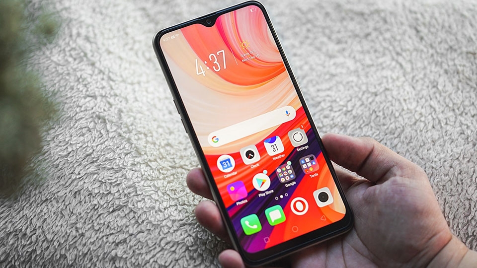 OPPO A7 OPPO A7